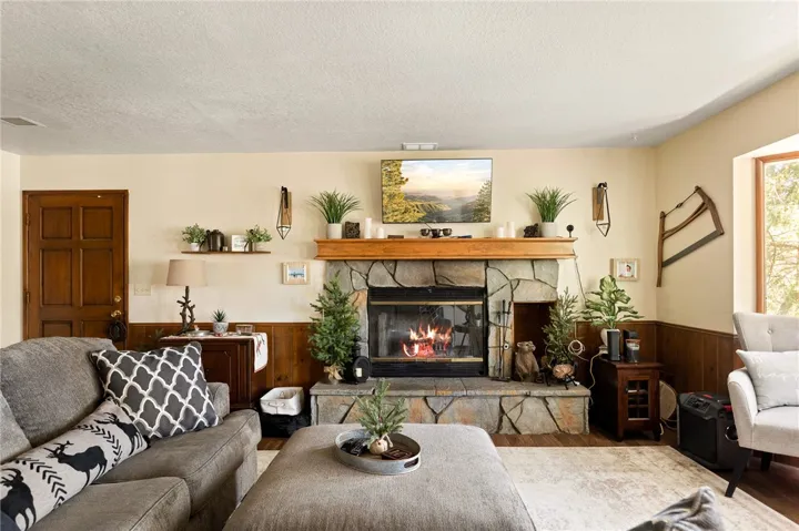 Cozy, warm and inviting living room entrance.