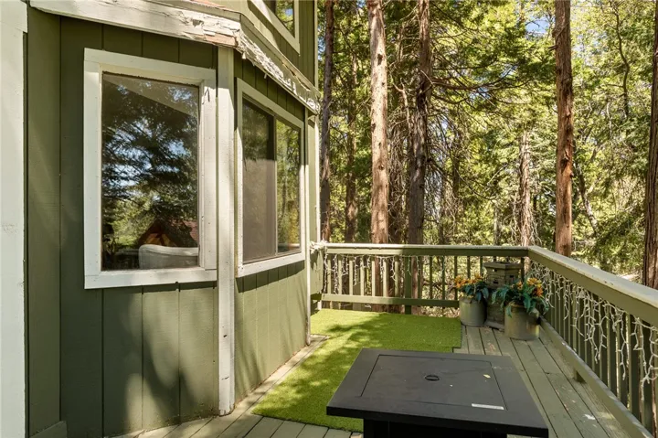 Enjoy the deck among the birds with filtered sunlight pouring in the windows.