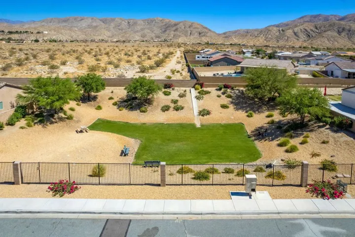 9-web-or-mls-GMRollingHills_2023_009