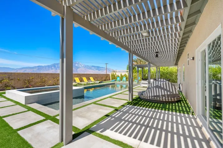 31-web-or-mls-GMRollingHills_2023_031