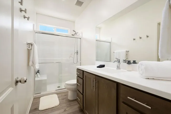 51-web-or-mls-GMRollingHills_2023_051