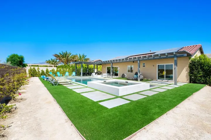 35-web-or-mls-GMRollingHills_2023_035