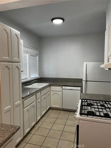 521 Olive Avenue, Long Beach, California 90802
