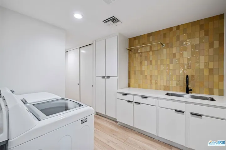 6 Wesleyan Court, Rancho Mirage, California 92270