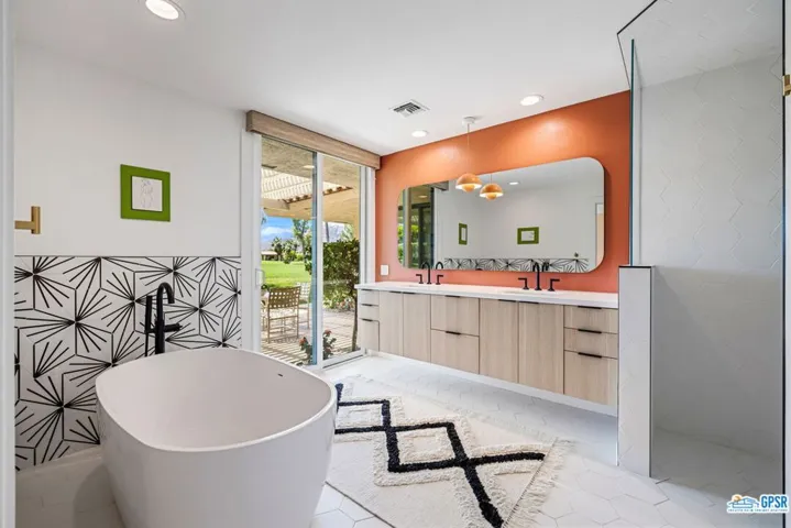6 Wesleyan Court, Rancho Mirage, California 92270