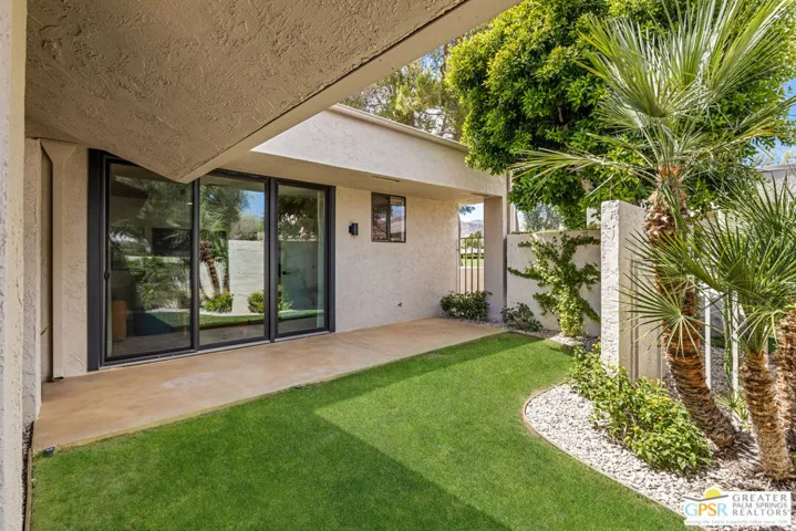 6 Wesleyan Court, Rancho Mirage, California 92270