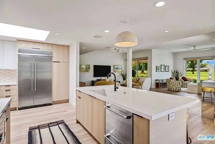 6 Wesleyan Court, Rancho Mirage, California 92270