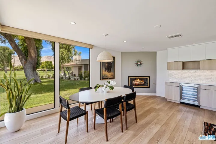 6 Wesleyan Court, Rancho Mirage, California 92270