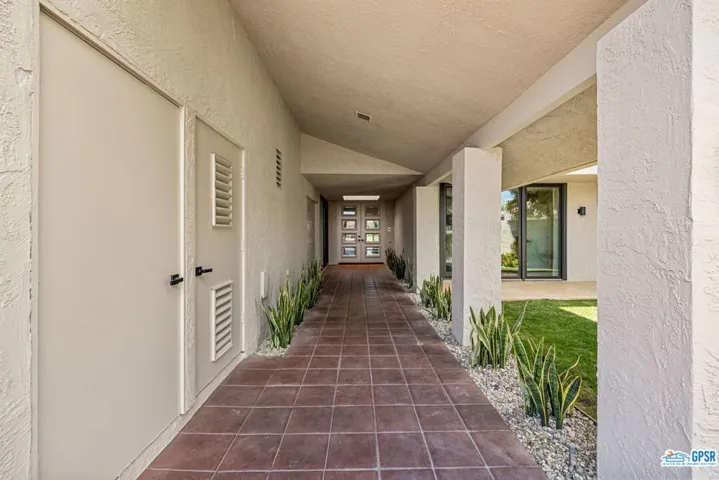 6 Wesleyan Court, Rancho Mirage, California 92270