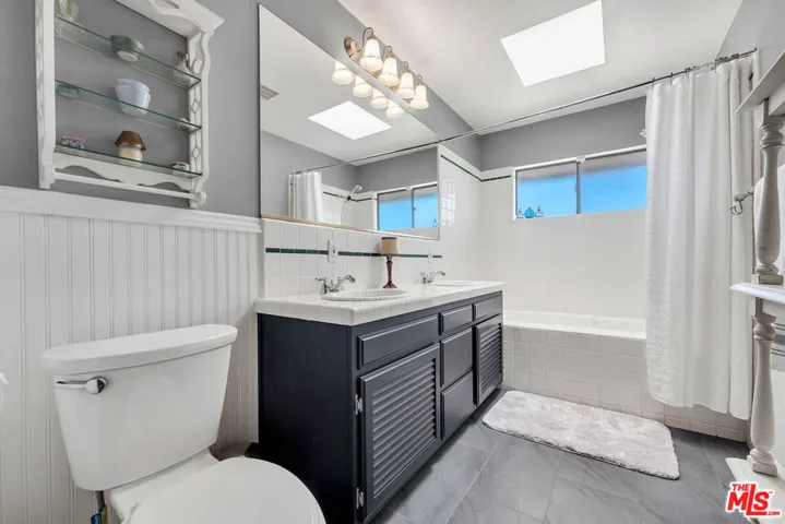9235 Escondido Canyon Road, Agua Dulce, California 91390
