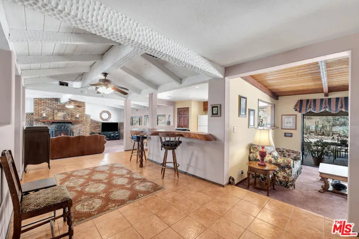 9235 Escondido Canyon Road, Agua Dulce, California 91390