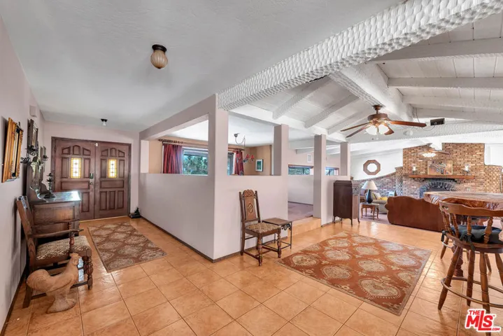 9235 Escondido Canyon Road, Agua Dulce, California 91390