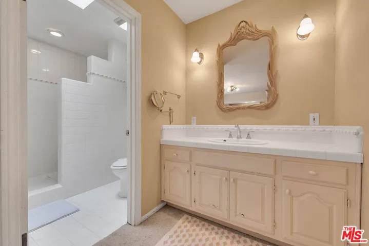 9235 Escondido Canyon Road, Agua Dulce, California 91390