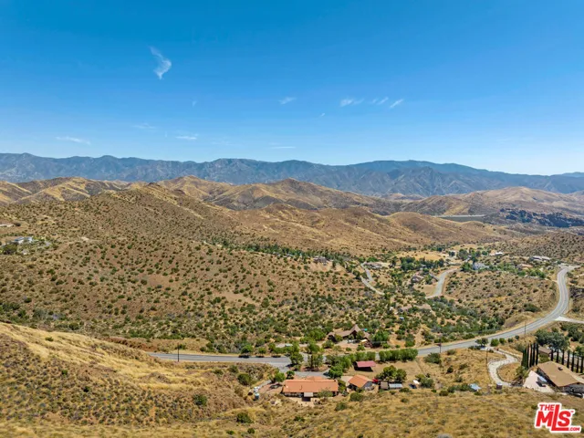 9235 Escondido Canyon Road, Agua Dulce, California 91390