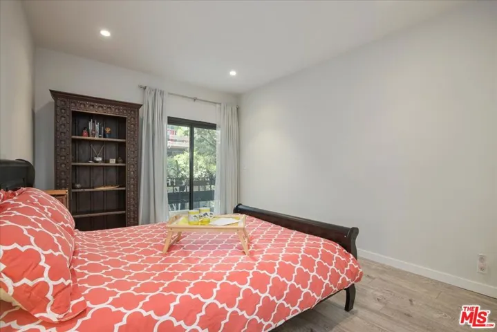 8675 Falmouth Avenue 203, Playa Del Rey, California 90293