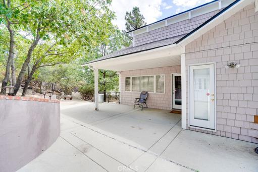 1213 Montreal Drive, Lake Arrowhead, California 92352