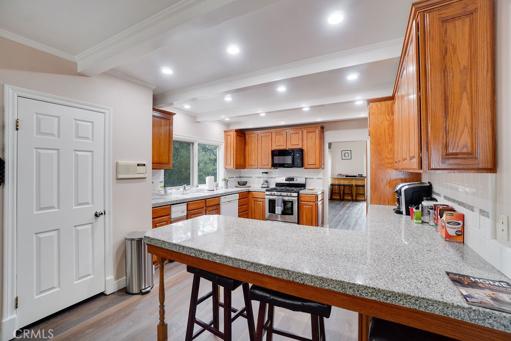 1213 Montreal Drive, Lake Arrowhead, California 92352