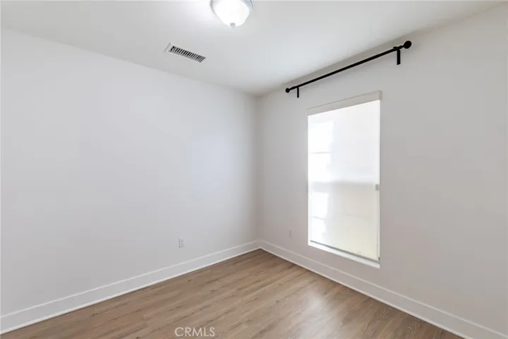 10736 Bloomfield Street, Toluca Lake, California 91602