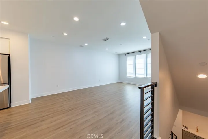 10736 Bloomfield Street, Toluca Lake, California 91602