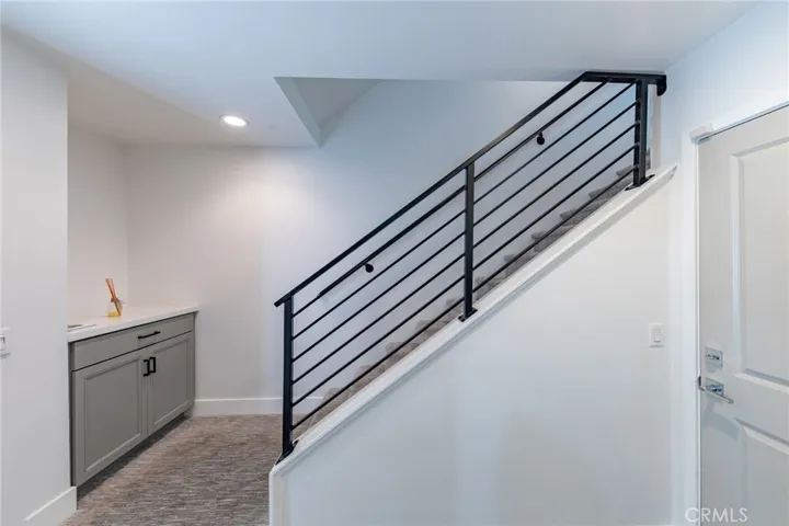 10736 Bloomfield Street, Toluca Lake, California 91602
