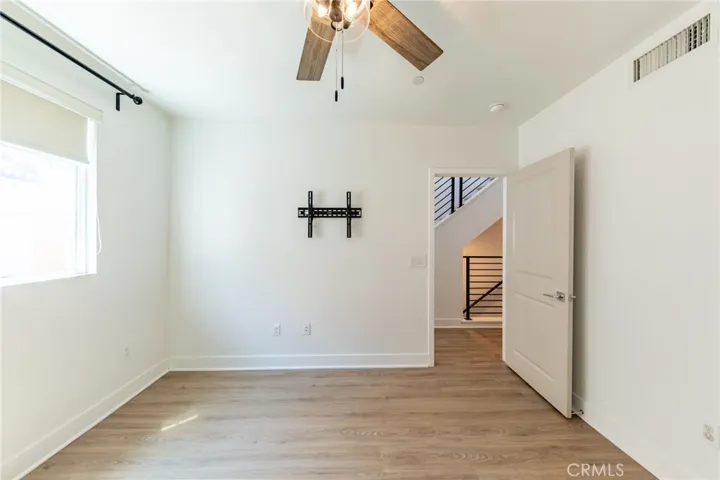 10736 Bloomfield Street, Toluca Lake, California 91602