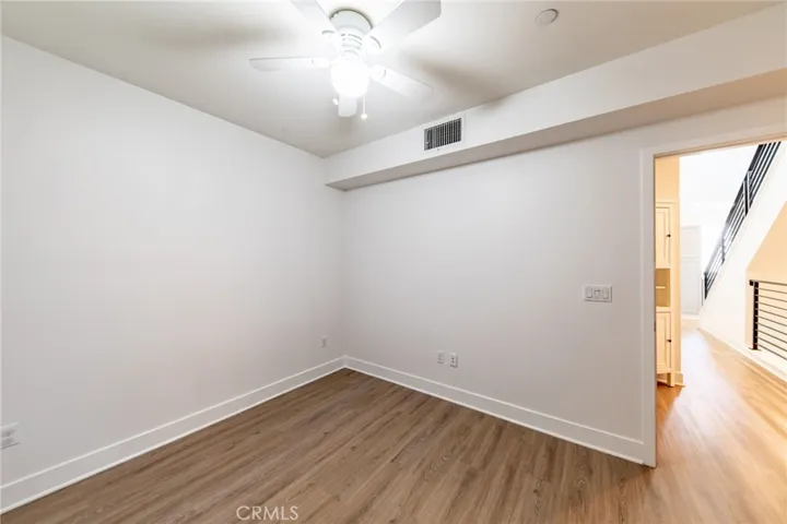 10736 Bloomfield Street, Toluca Lake, California 91602