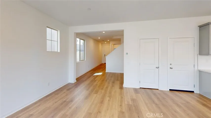 2279 Yuzu Street