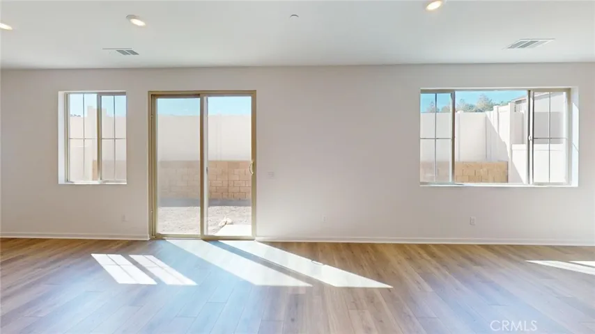 2279 Yuzu Street