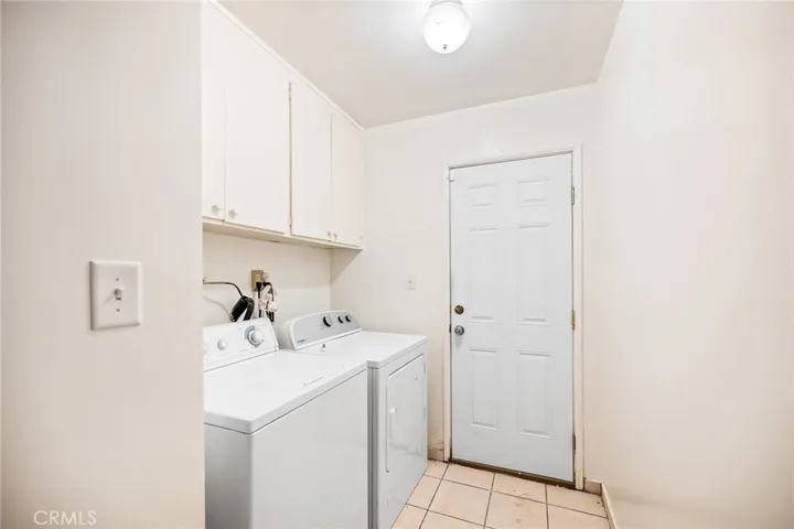 3940 Declaration Avenue, Calabasas, California 91302
