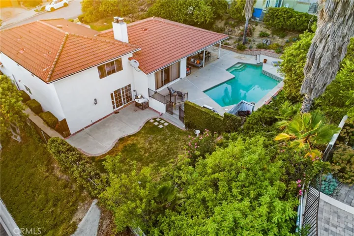3940 Declaration Avenue, Calabasas, California 91302