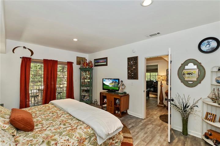 32758 Badger Lane, Arrowbear, California 92382