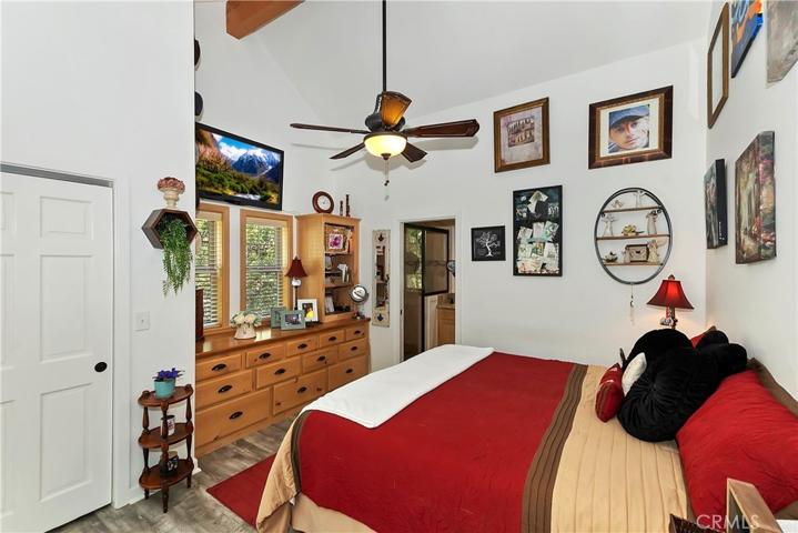 32758 Badger Lane, Arrowbear, California 92382