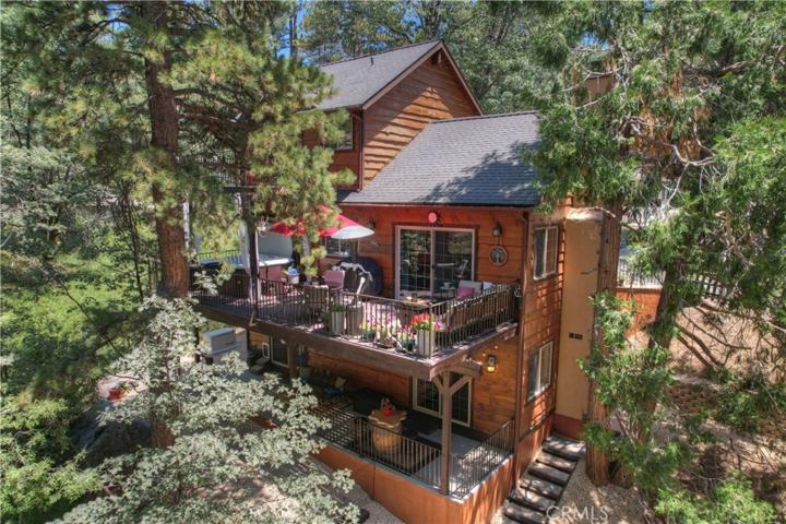 32758 Badger Lane, Arrowbear, California 92382