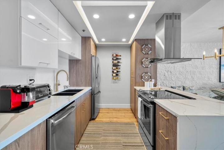 615 Esplanade Unit 508, Redondo Beach, California 90277