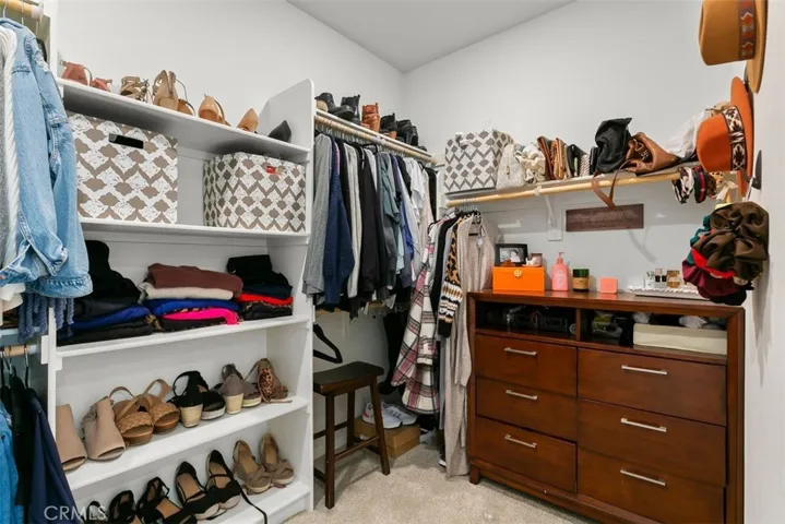 MASTER WALK-IN CLOSET #1 OF 2