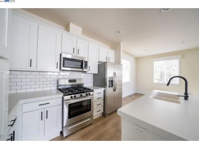145 Larkspur Dr, Santa Rosa, California 95409