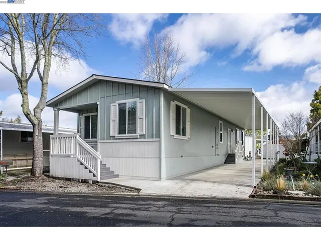 145 Larkspur Dr, Santa Rosa, California 95409