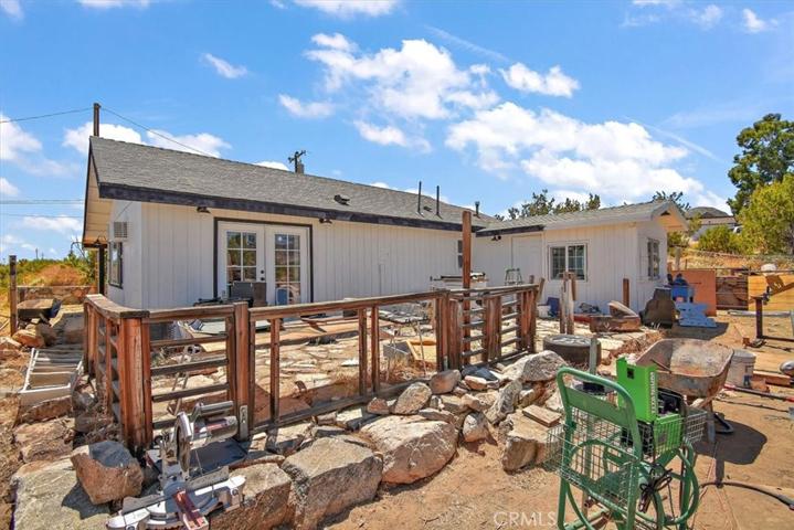 10011 Desert View Rd, Pinon Hills, California 92372