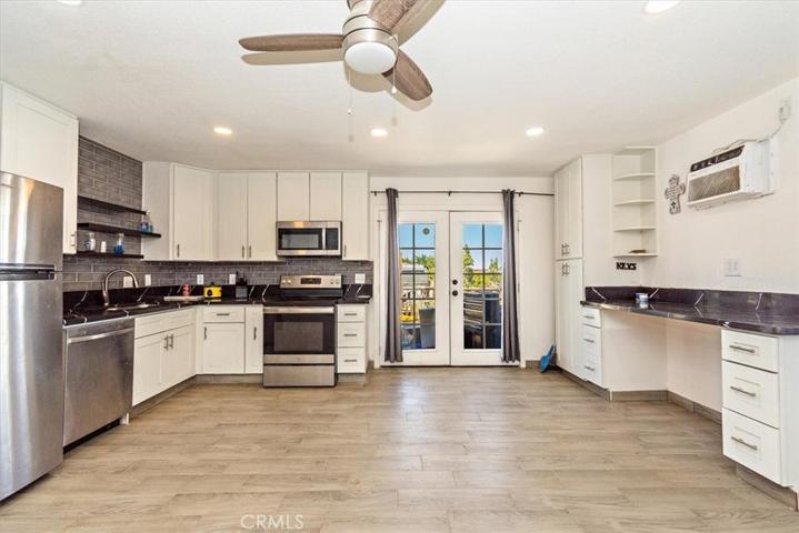 10011 Desert View Rd, Pinon Hills, California 92372