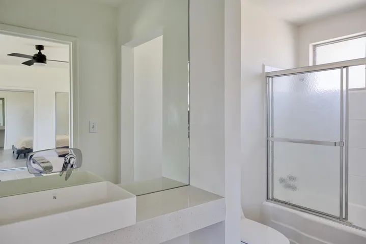 5Q9A8732