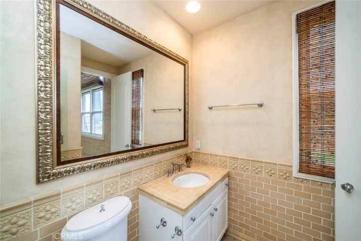 25 Vista Tramonto, Newport Coast, California 92657