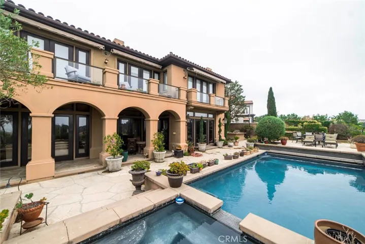 25 Vista Tramonto, Newport Coast, California 92657