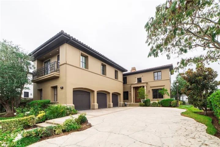 25 Vista Tramonto, Newport Coast, California 92657