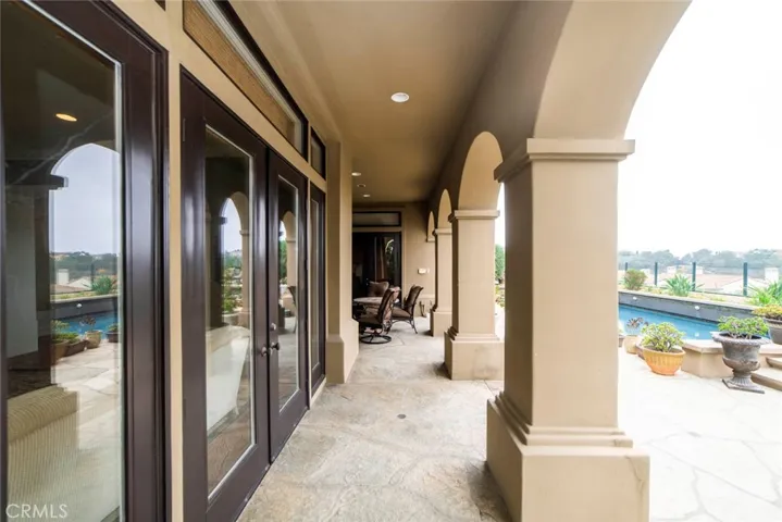 25 Vista Tramonto, Newport Coast, California 92657