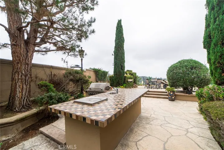 25 Vista Tramonto, Newport Coast, California 92657