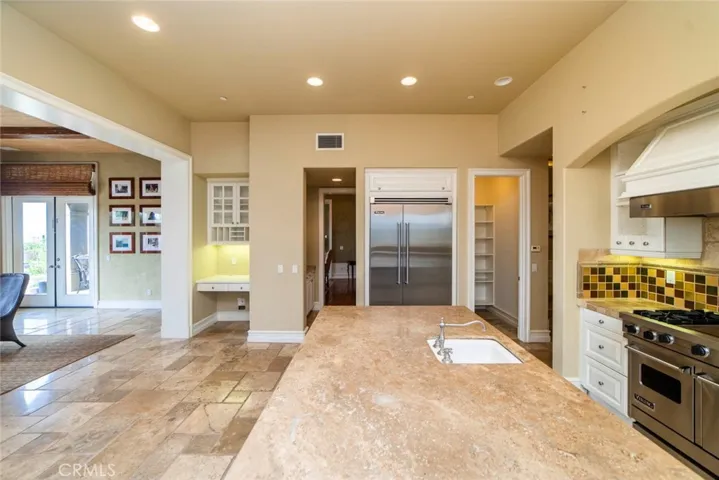 25 Vista Tramonto, Newport Coast, California 92657