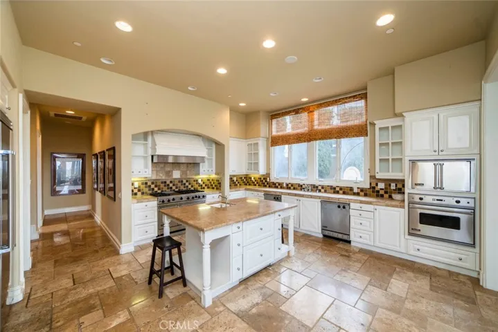 25 Vista Tramonto, Newport Coast, California 92657
