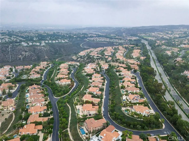 25 Vista Tramonto, Newport Coast, California 92657