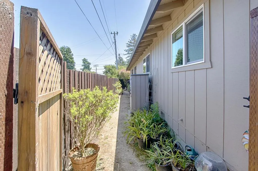 3000 Crystal Heights Drive, Soquel, California 95073 home-pic-40
