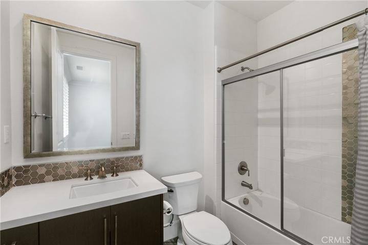 128 Iron Gate, Irvine, California 92618